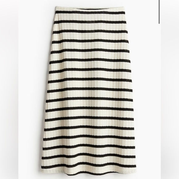 H&M Dresses & Skirts - H&M Textured-Knit striped midi skirt
